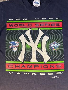 Pro Player Navy New York Yankees 1998 World Series Graphic Tee